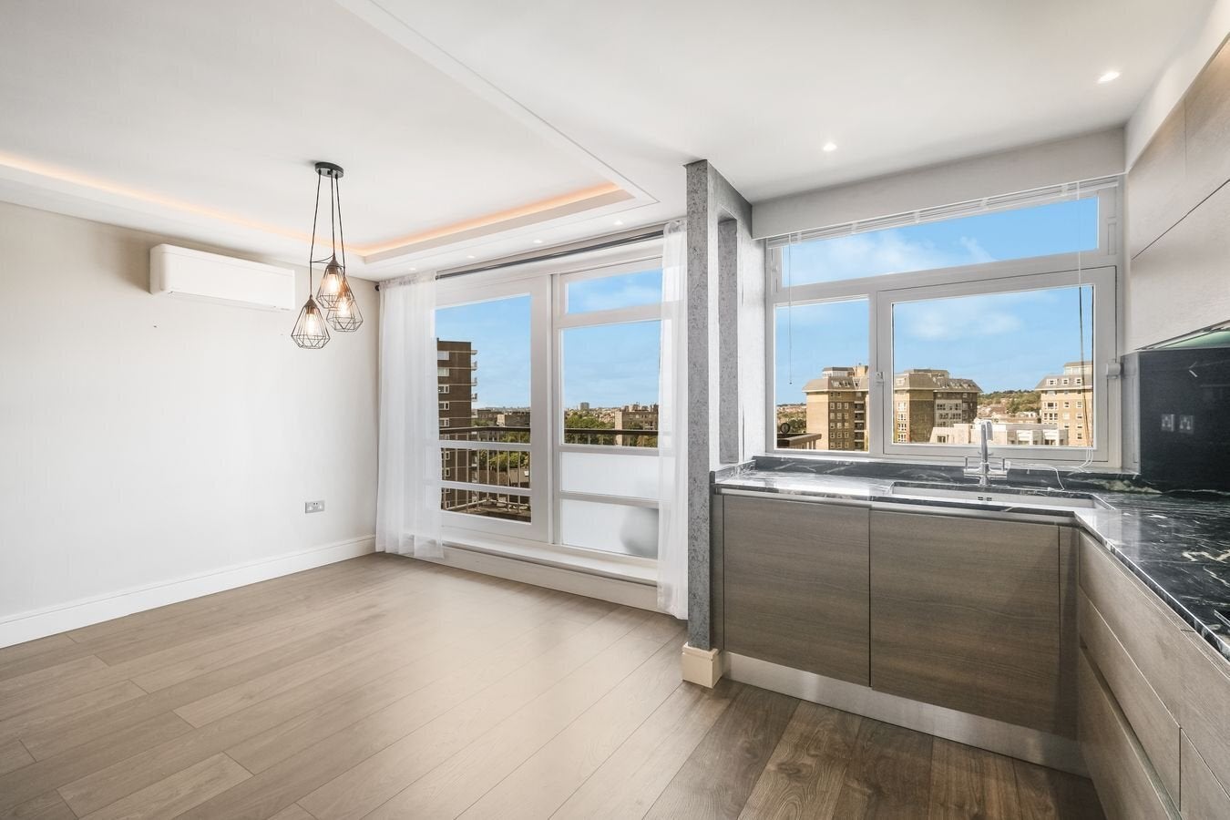 Flat Queensmead in Greater London