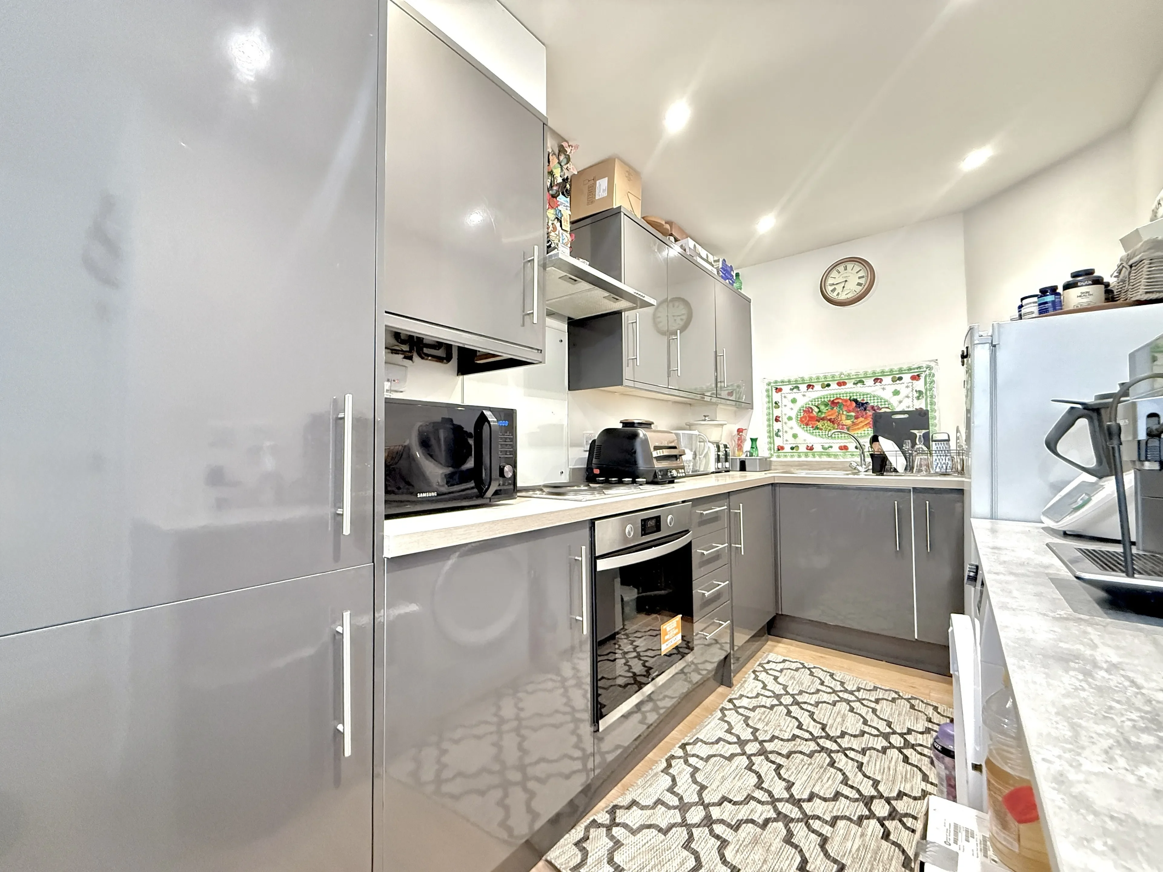 Flat Queen Anne Road in Maidstone