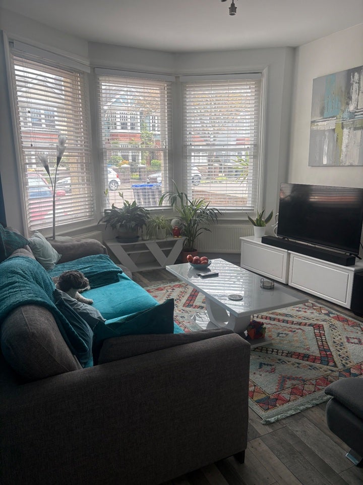 Room Windsor Road in Worthing