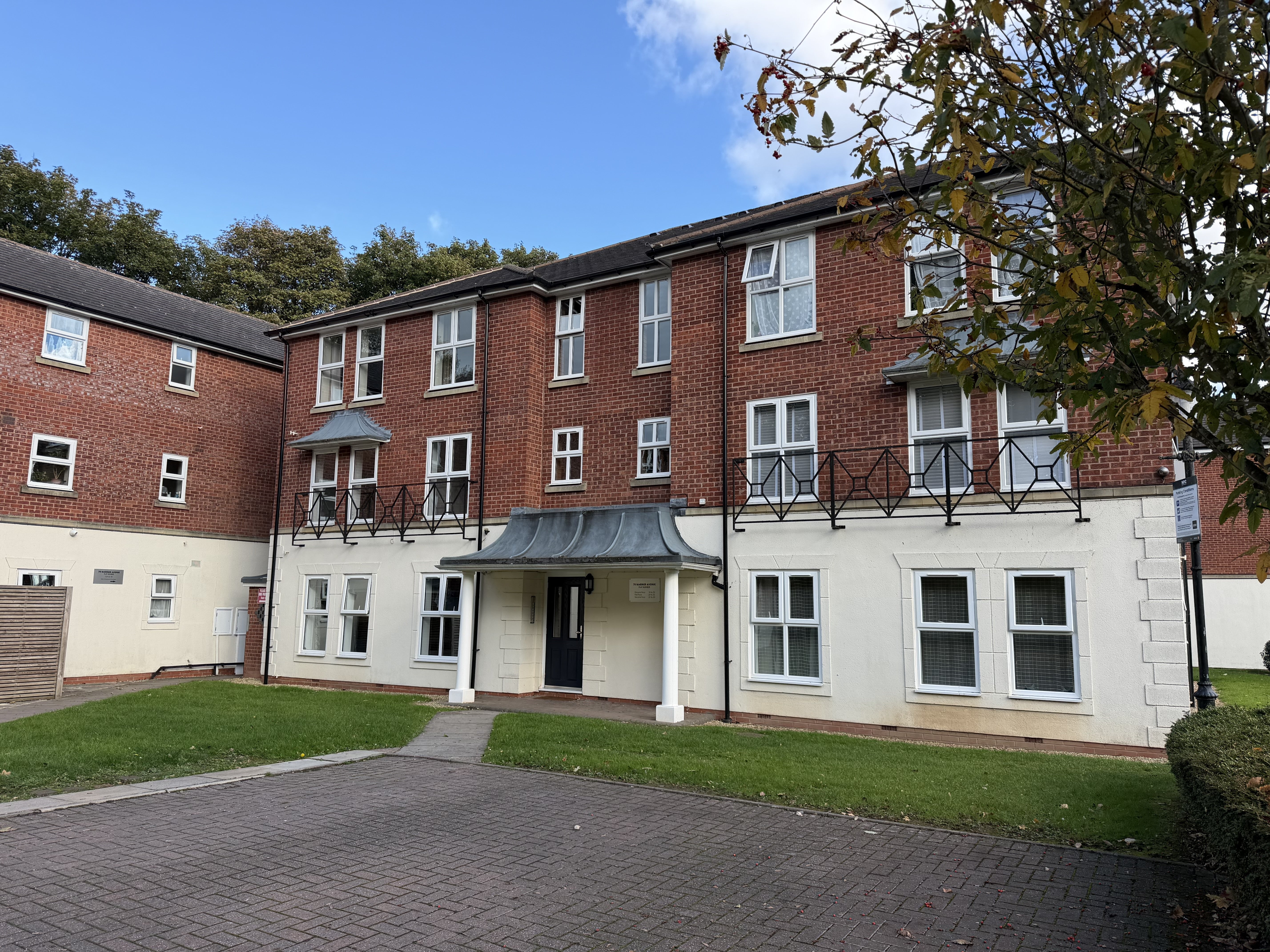 Flat Mariner Avenue in Birmingham