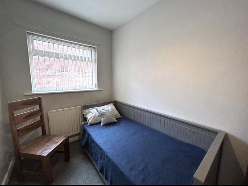 Room Pomona Street in Sheffield