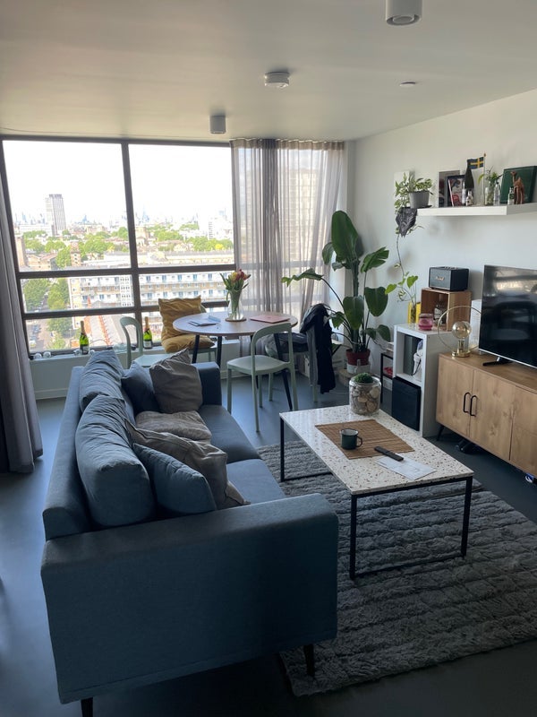 Room St Leonard's Road in Greater London