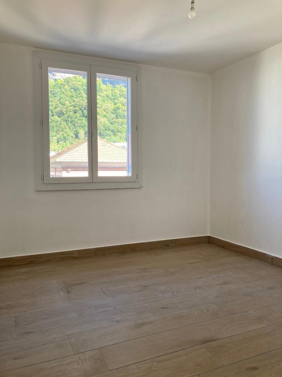 Appartement Rue Pierre Semard à Saint-Martin-le-Vinoux