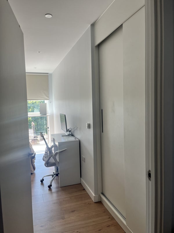 Room Henry Street in Greater London