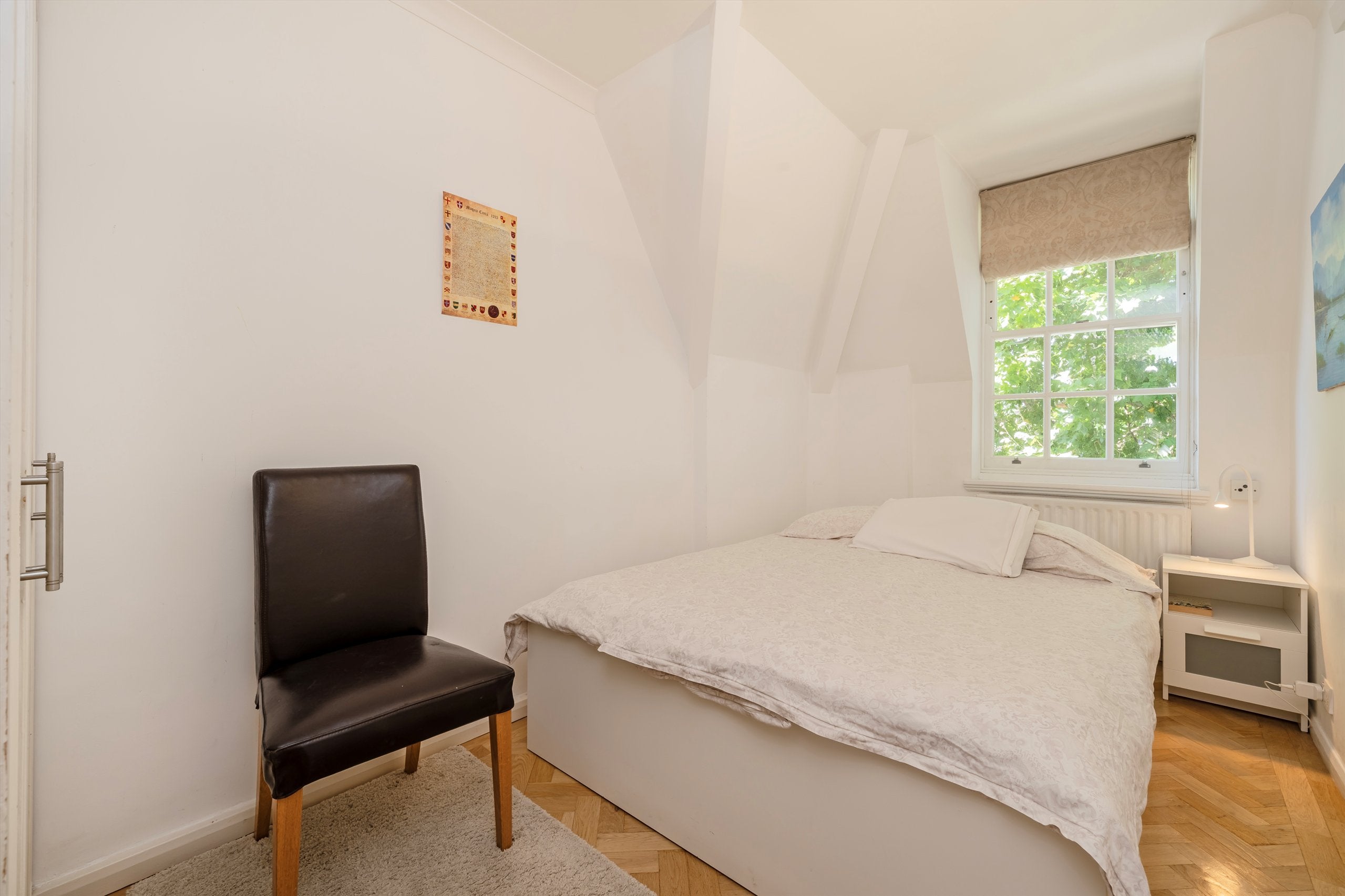 Flat Kensington Church Walk in Greater London