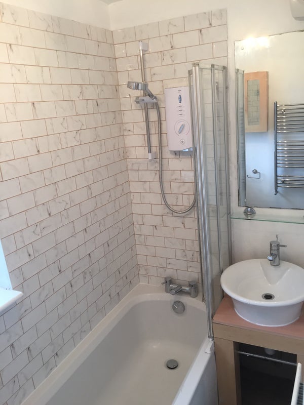Room Bolingbroke Street in Newcastle upon Tyne