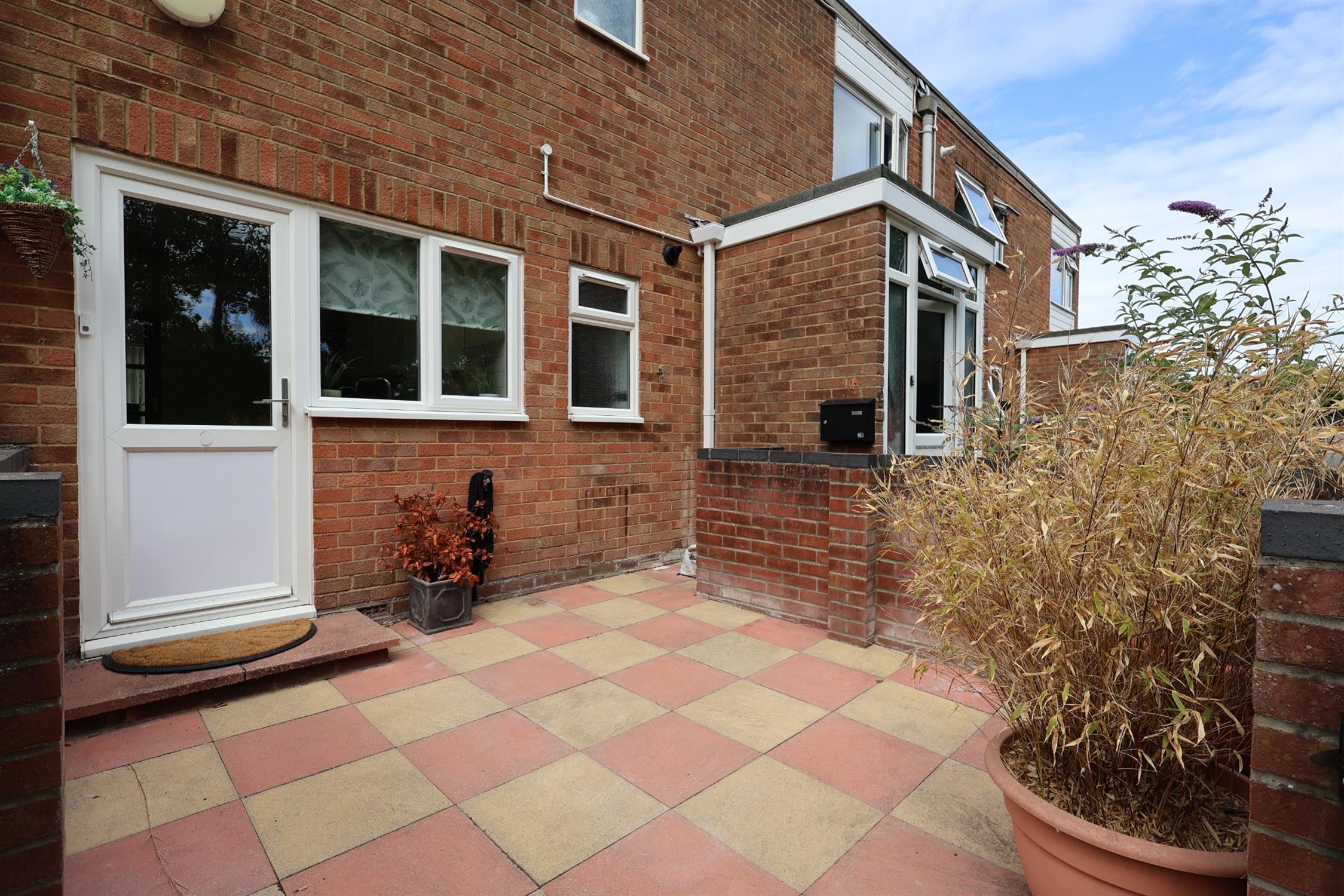 Flat Northwood Square in Fareham