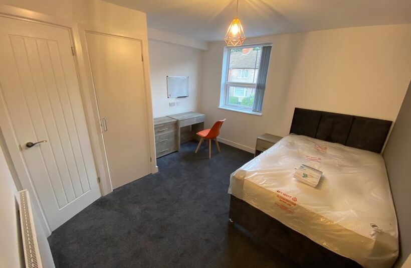 Room St. George's Road in Coventry