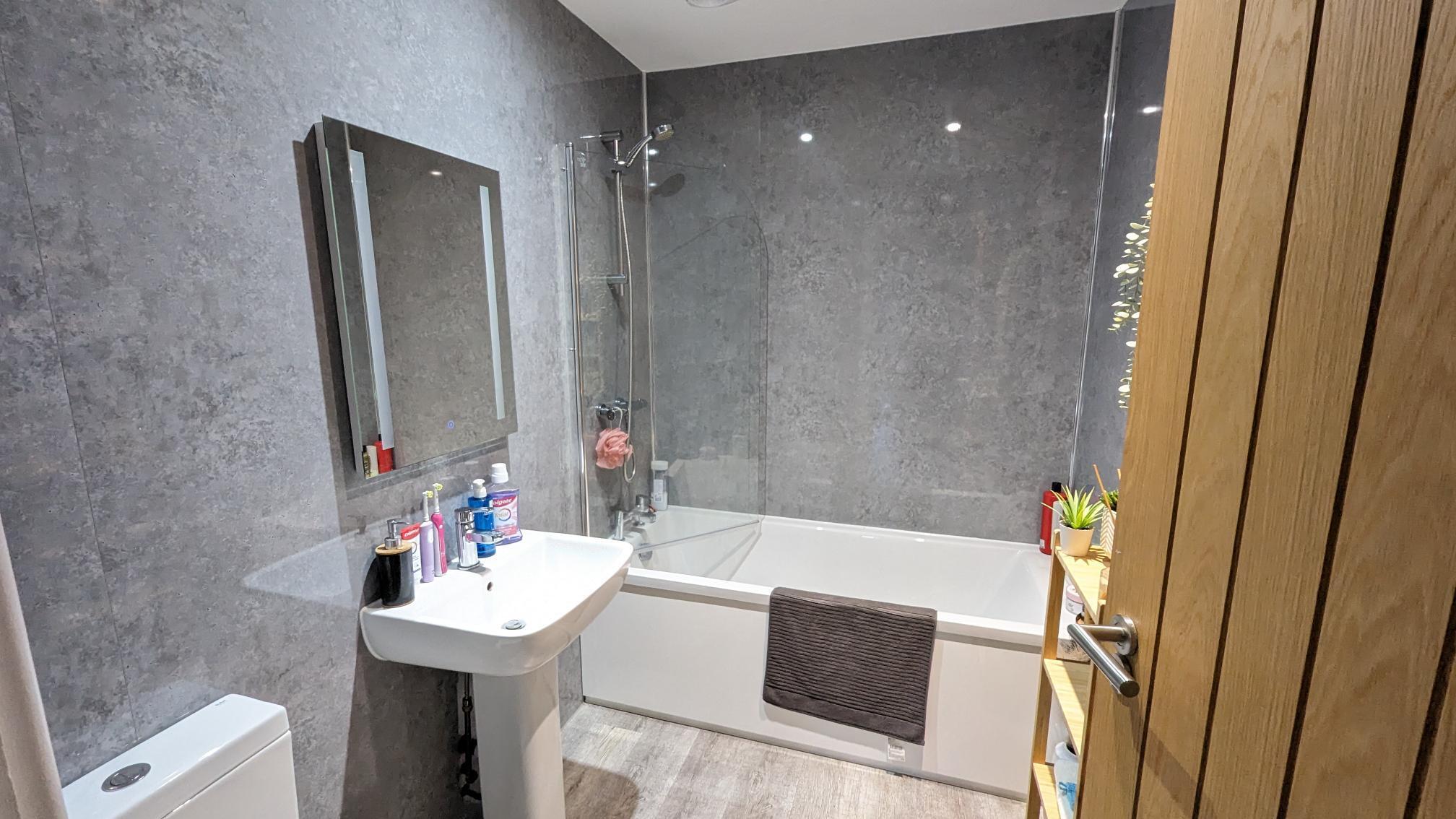 Flat Bassingfield Lane in Rushcliffe