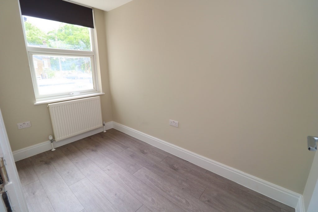Room Globe Road in Greater London