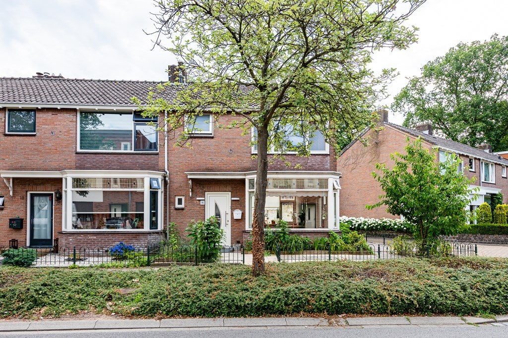 Huis Saturnusstraat 16 in Hengelo