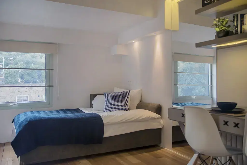 Room Hartland Road in Greater London