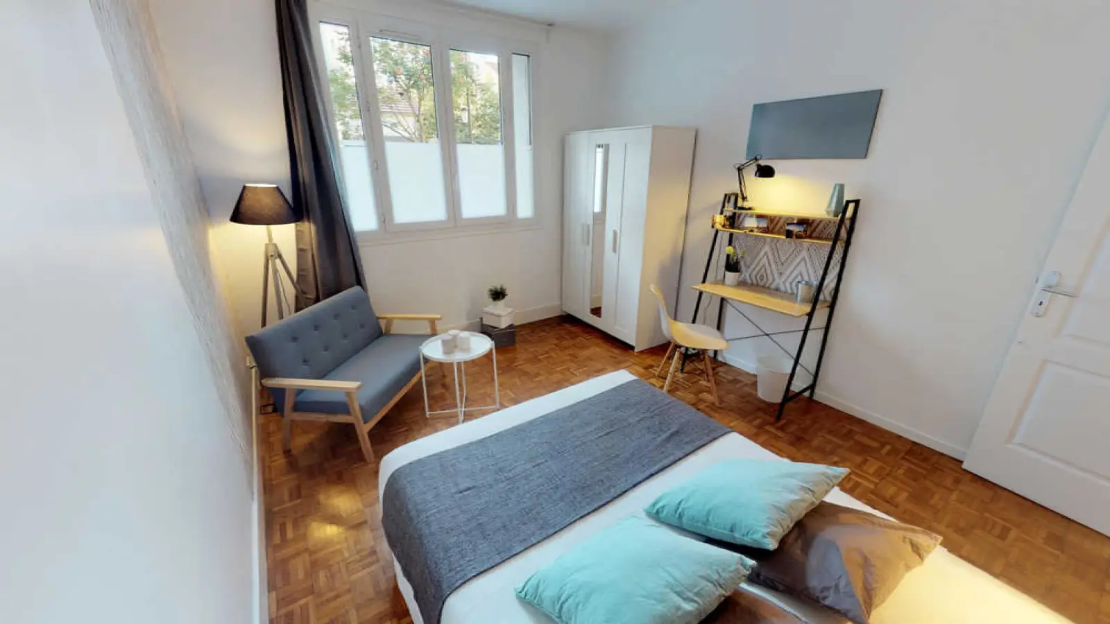 Room Avenue Pierre Grenier in Boulogne-Billancourt