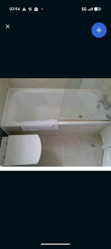 Room Gloucester Avenue in Greater London
