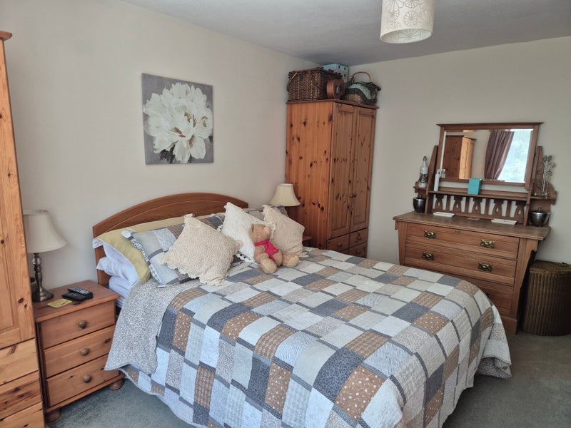 Room Wood Close in Windsor