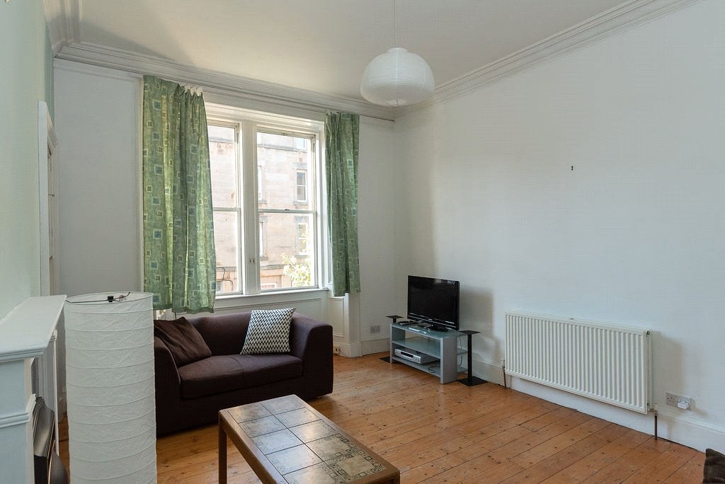 Flat Cathcart Place in City of Edinburgh