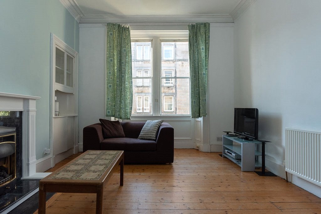Flat Cathcart Place in City of Edinburgh