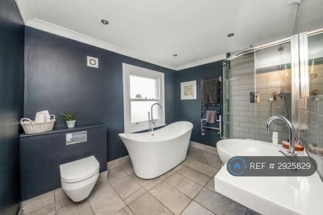 Room Wiverton Road in Greater London