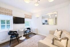 Flat Fulham Road in Greater London