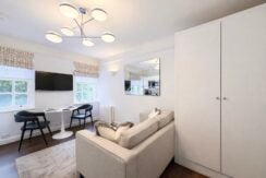 Flat Fulham Road in Greater London
