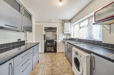 Flat Abbey Street in Greater London
