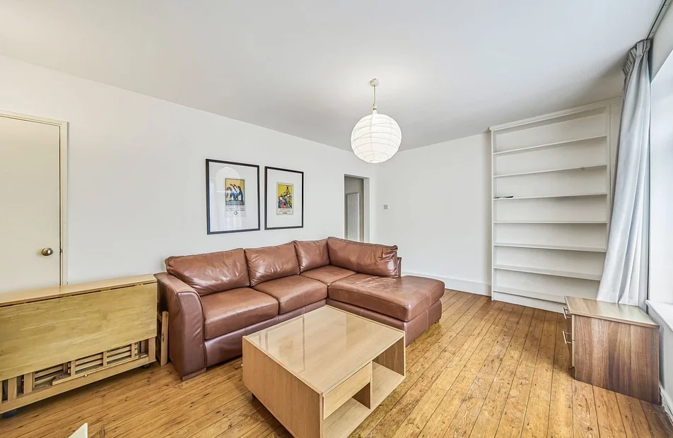Flat Abbey Street in Greater London