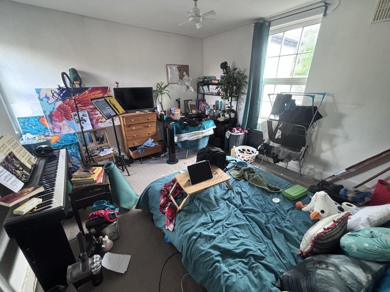 Room Idmiston Road in Greater London