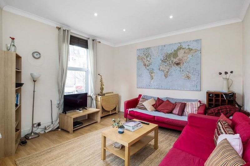 Room Bellenden Road in Greater London