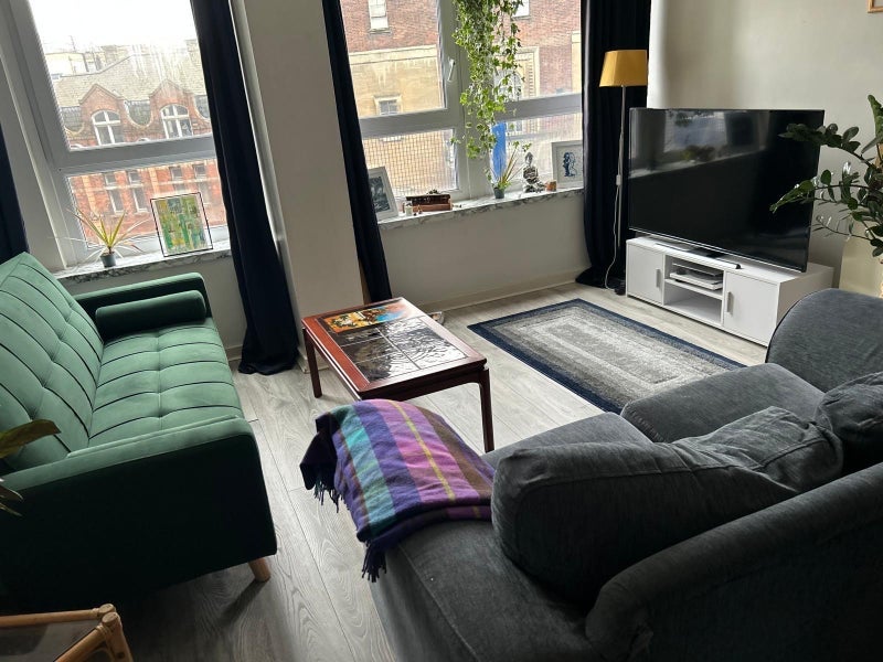 Flat Calderwood Street in Greater London