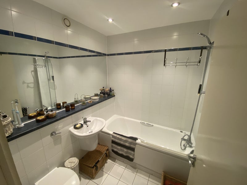 Flat Calderwood Street in Greater London
