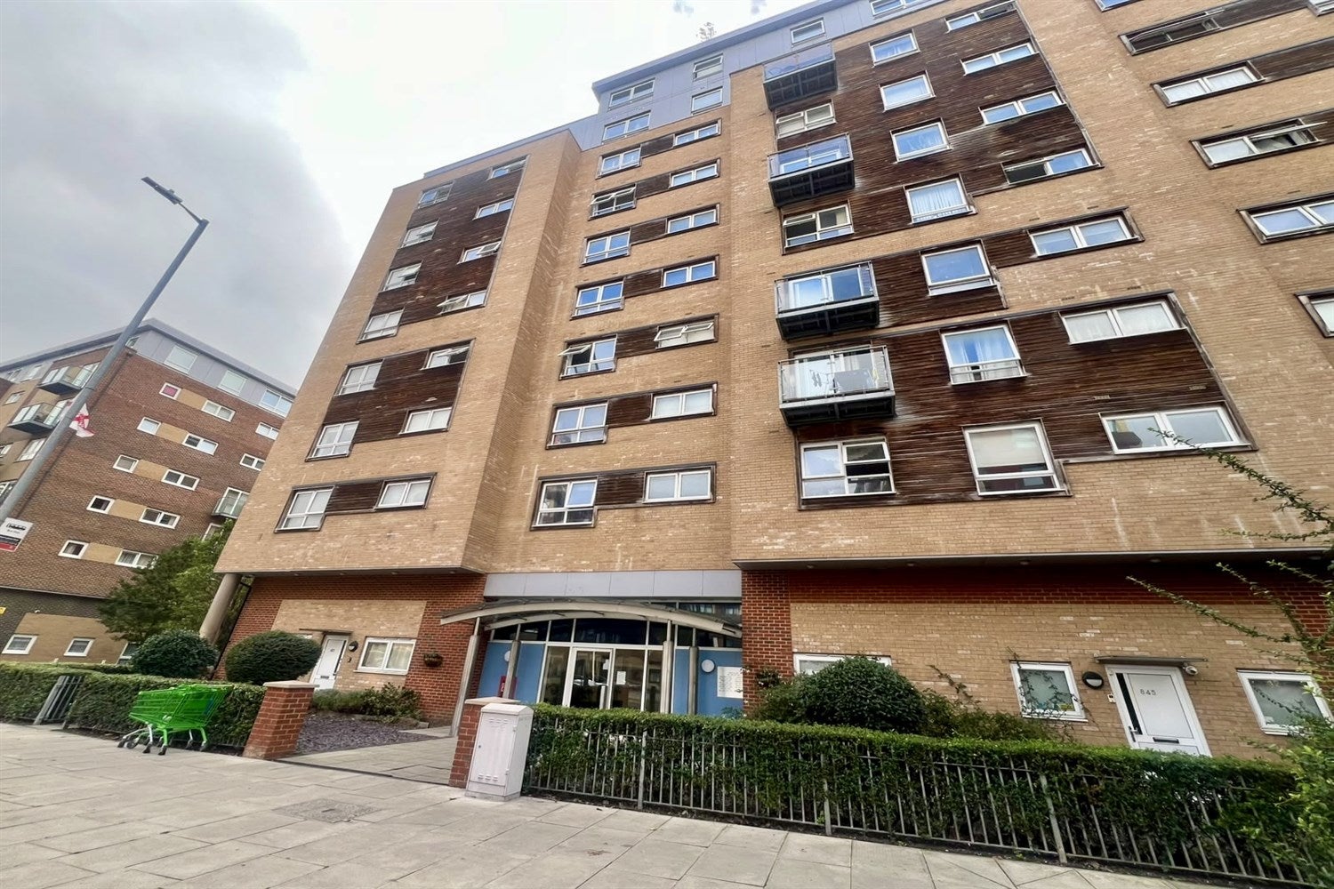 Flat Cherrydown East in Basildon