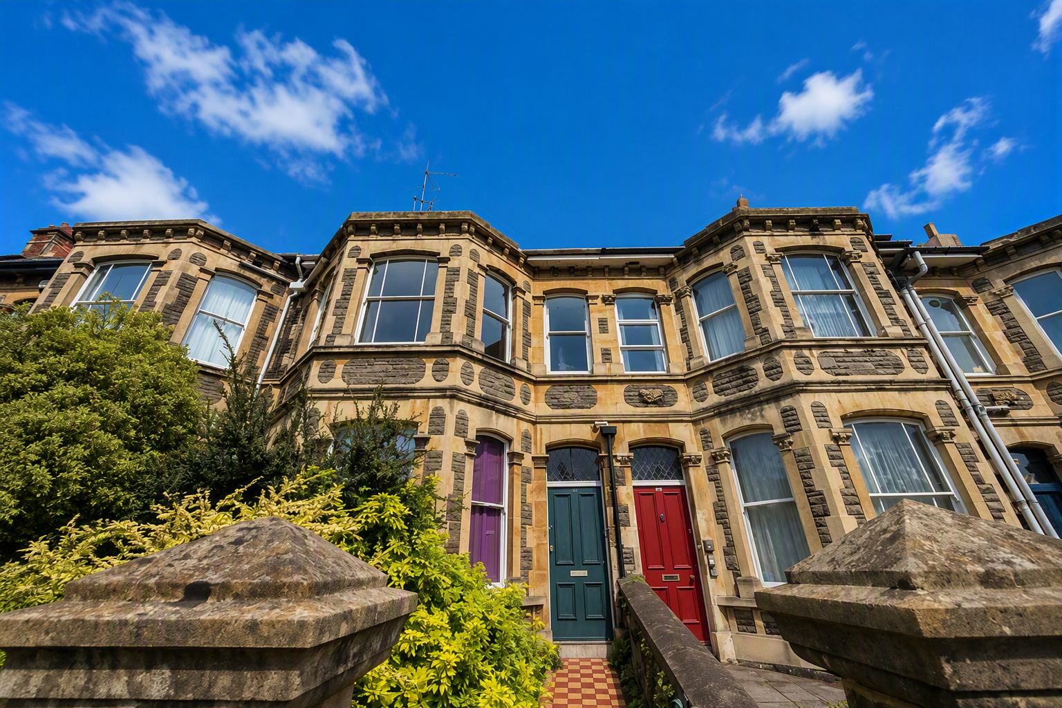 Flat Coronation Road in Bristol