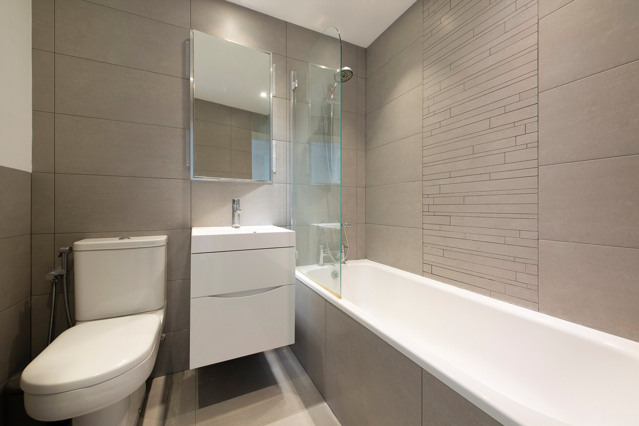 Flat Warwick Avenue in City of Westminster