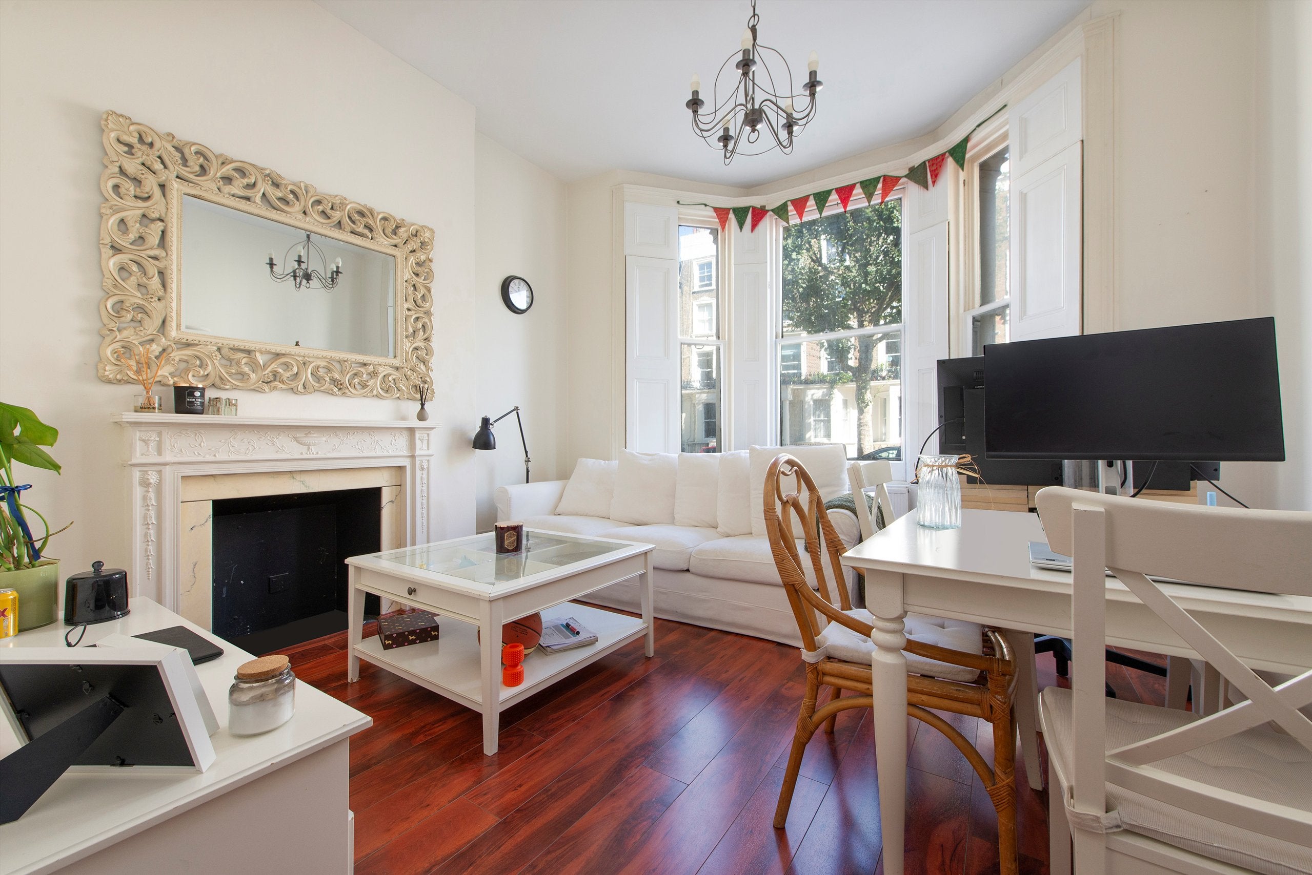 Flat Warwick Avenue in City of Westminster