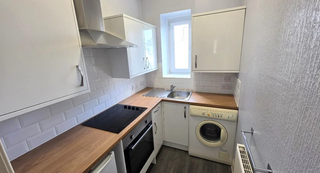 Flat Mid Stocket Road in Aberdeen City