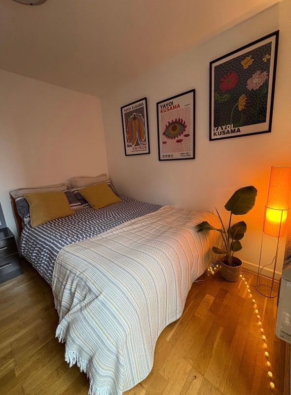 Room Fieldgate Street in Greater London