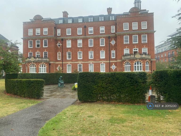 Flat Thomas Wyatt Close in Norwich