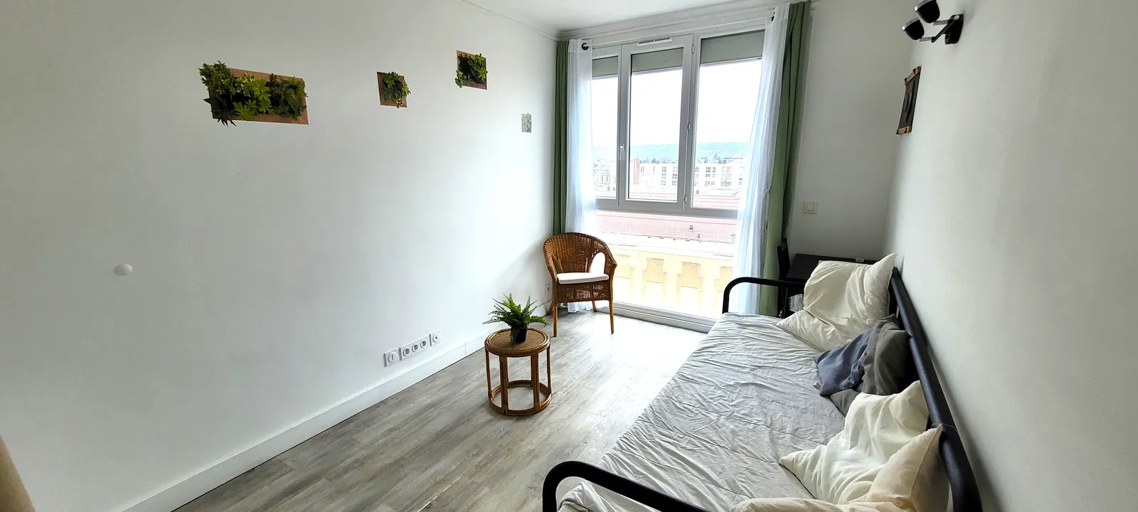 Room Rue Louise Michel in Mantes-la-Ville