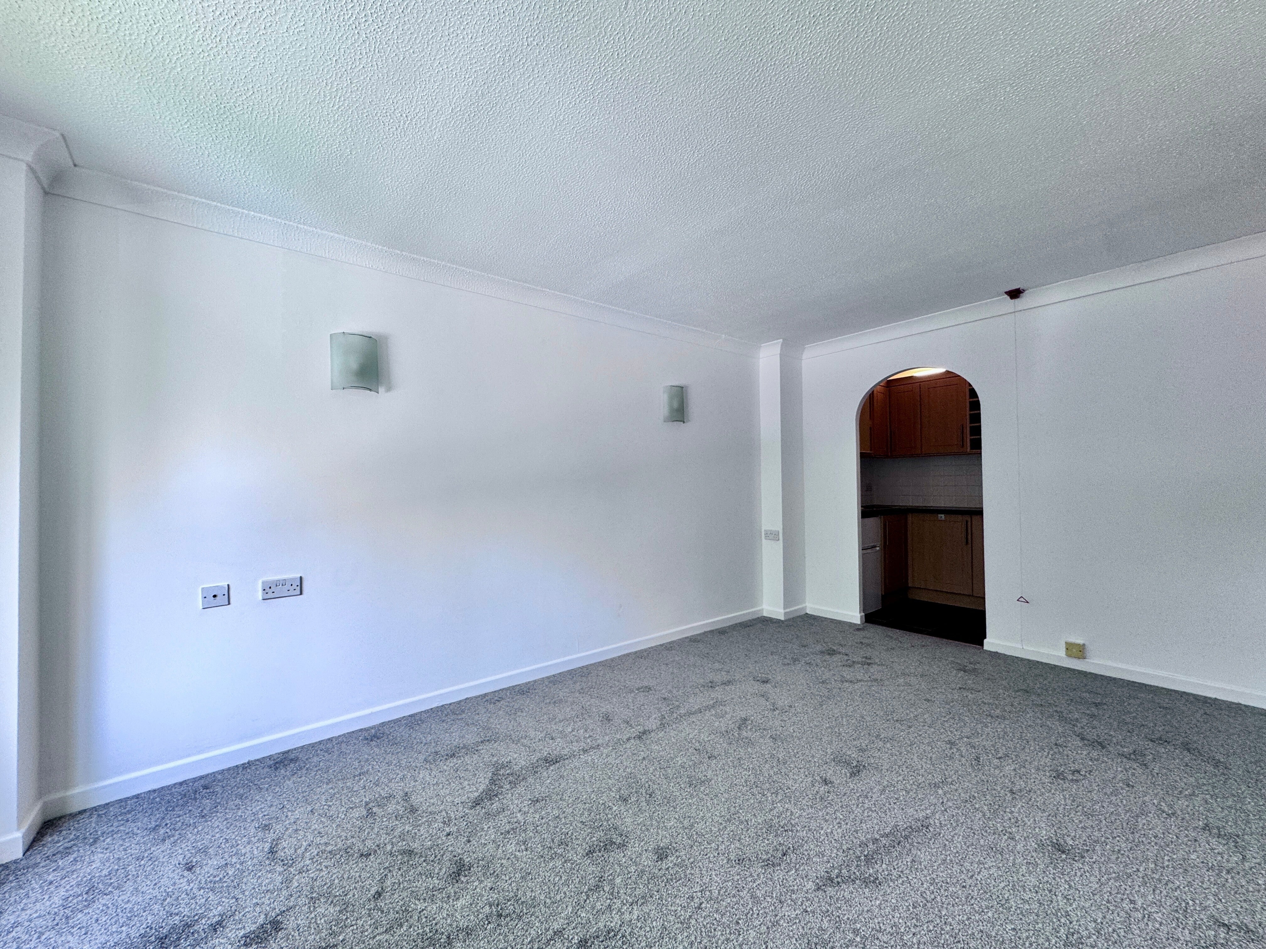 Flat Wimborne Road in Bournemouth