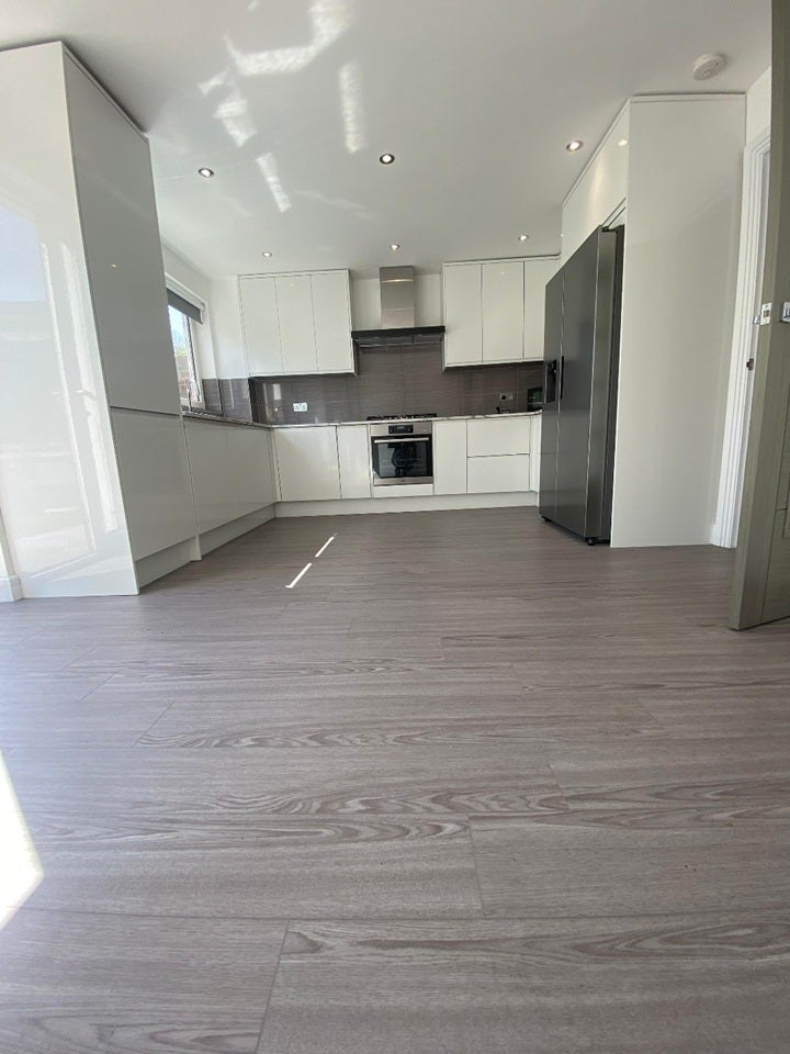 Flat Bourne Way in Epsom and Ewell