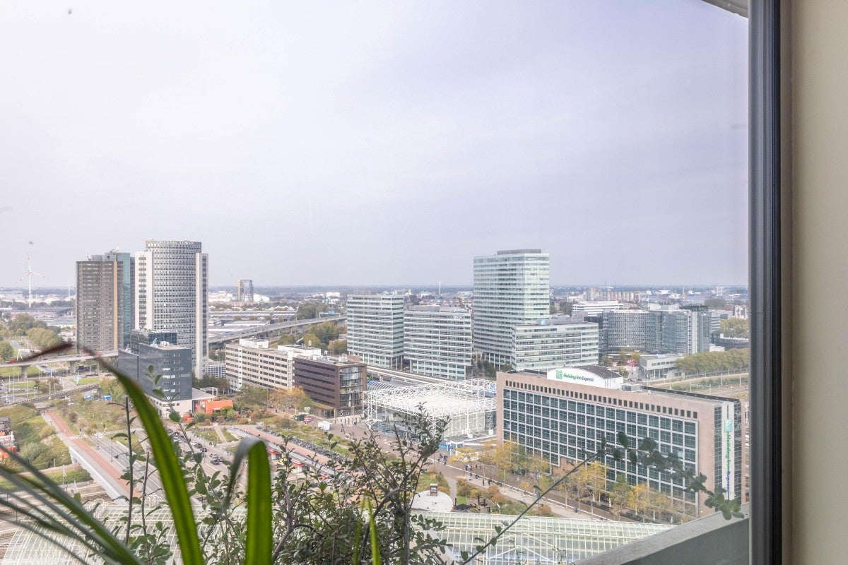 Appartement te koop: Radarweg 448, Amsterdam