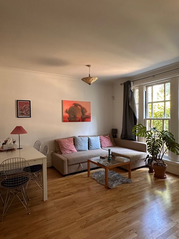 Room Middleton Road in Greater London