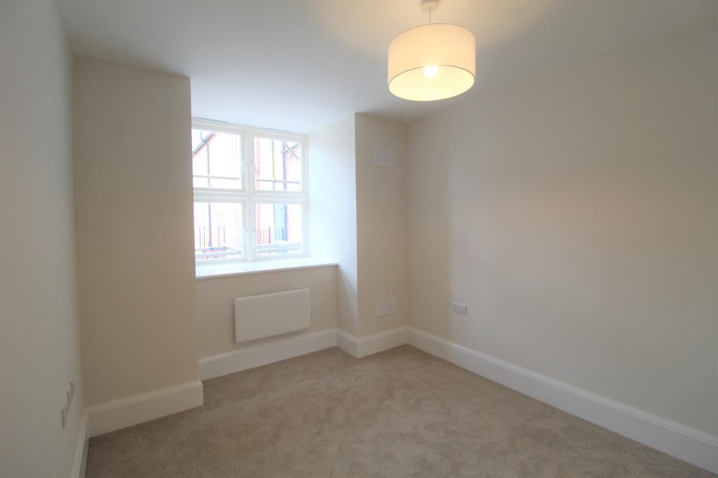 Flat Claremont Hill in Shrewsbury