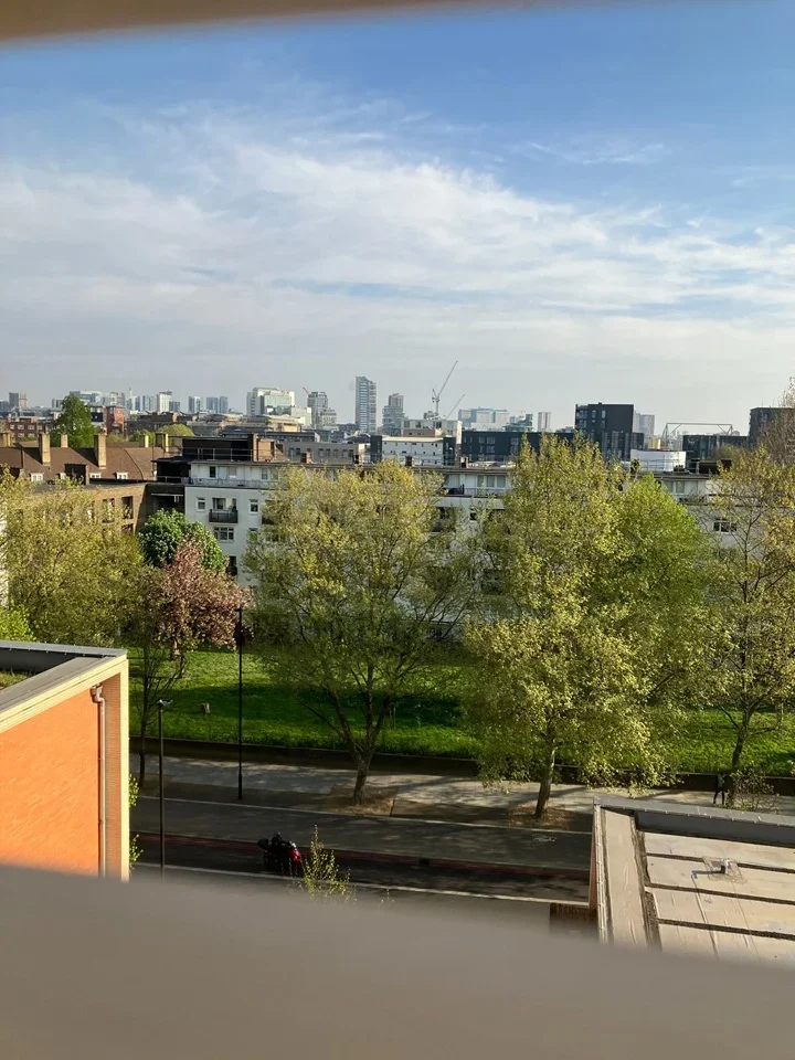 Flat Jamaica Road in Greater London