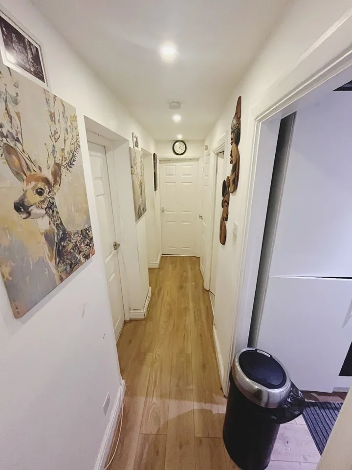 Room Godstone Road in Greater London