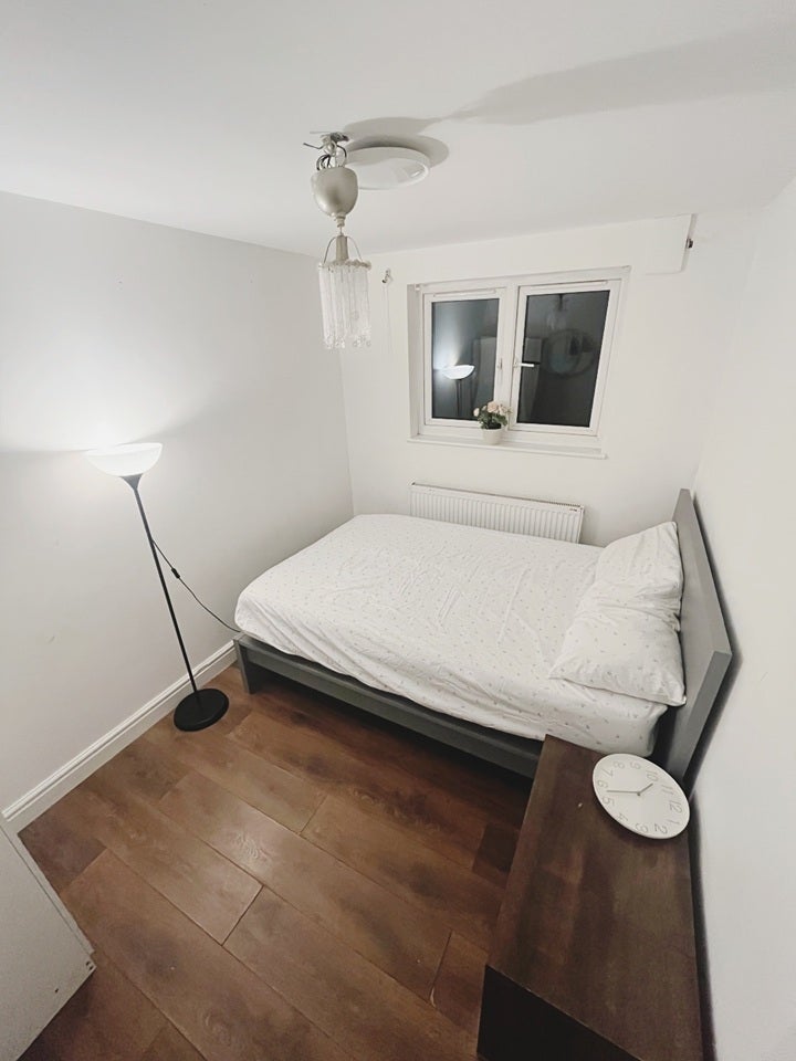 Room Godstone Road in Greater London