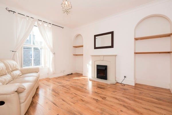 Flat Summerfield Place in Aberdeen City
