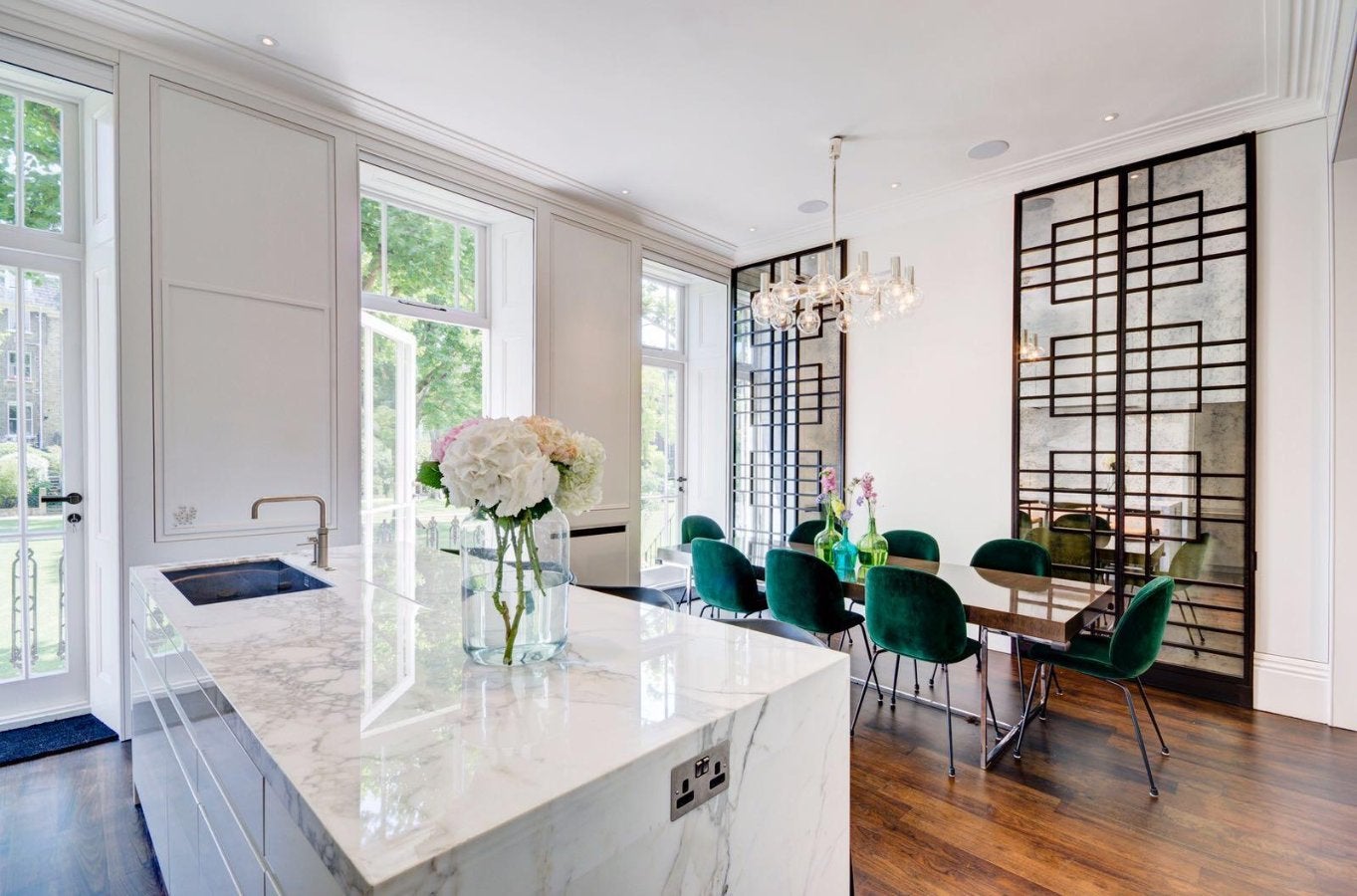 Flat Warrington Crescent in City of Westminster