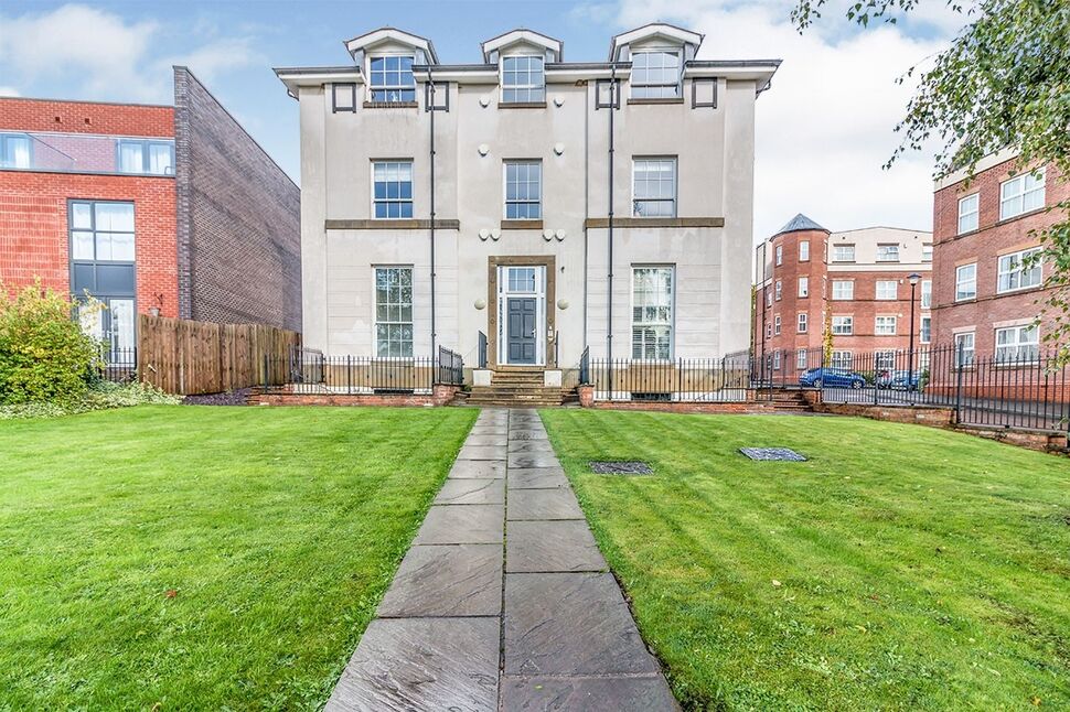 Flat Great Clowes Street in Salford
