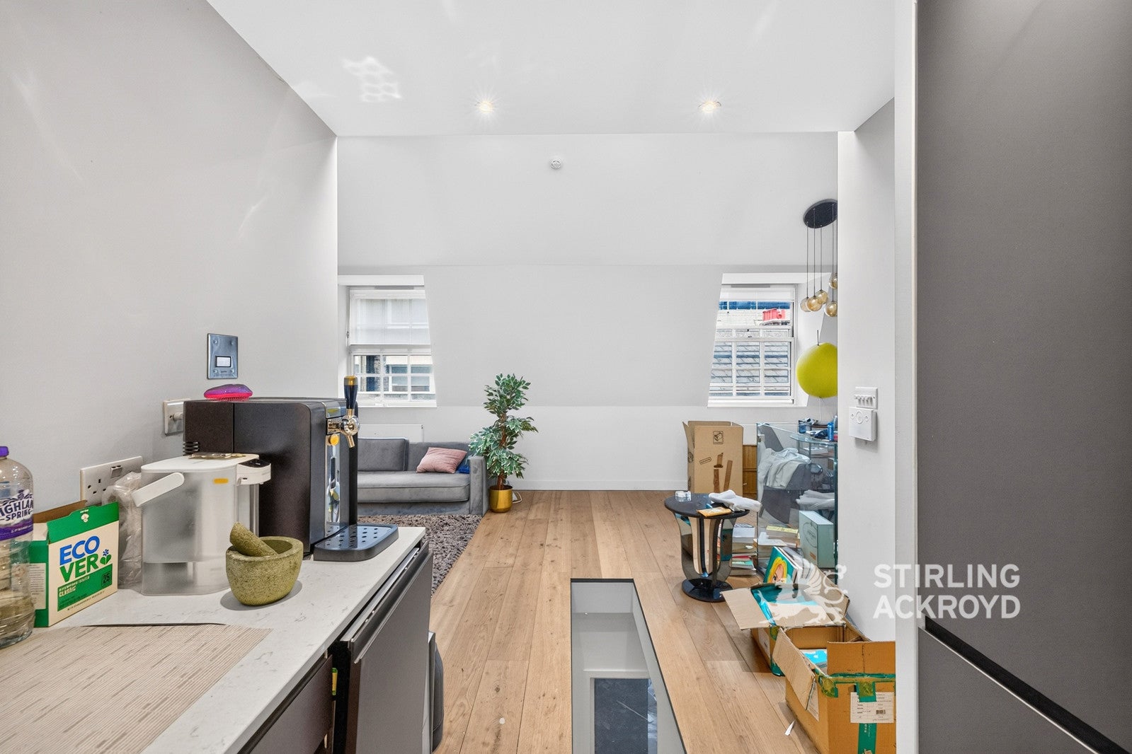Flat Golden Square in City of Westminster